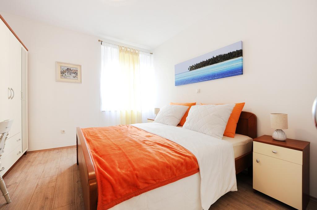 Little Cosy Apartment Zara Esterno foto