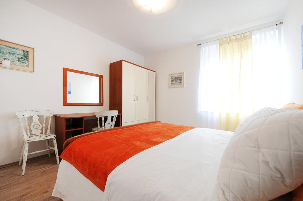 Little Cosy Apartment Zara Esterno foto