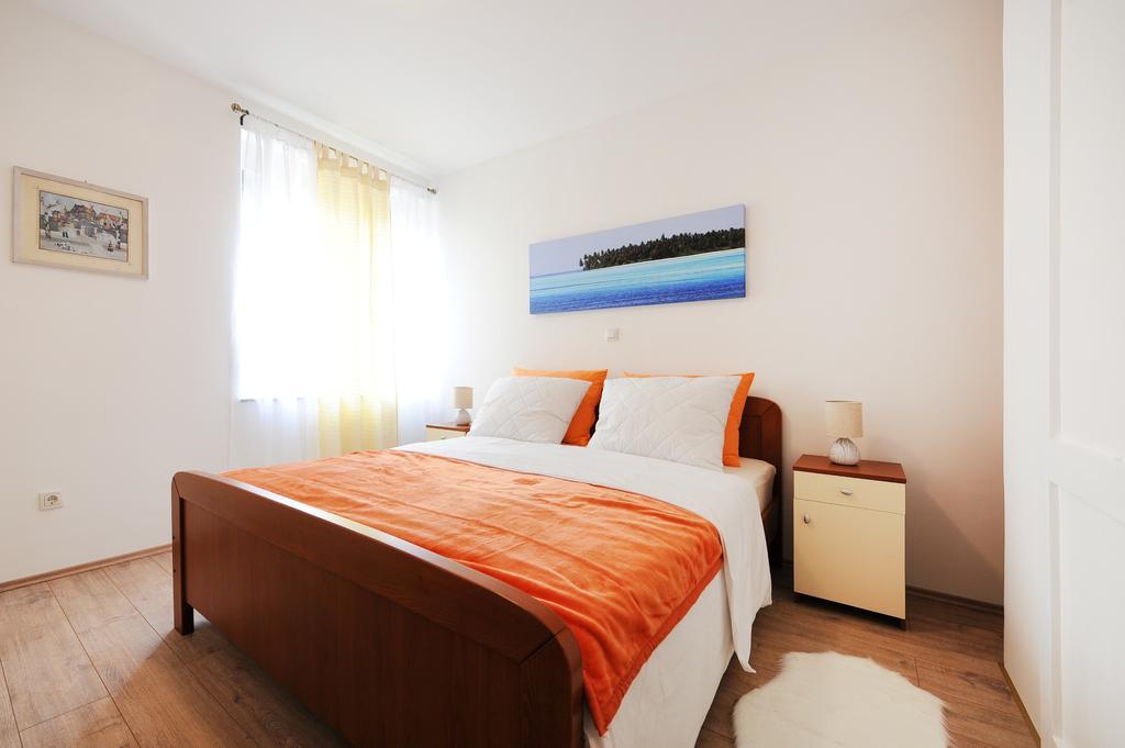 Little Cosy Apartment Zara Esterno foto