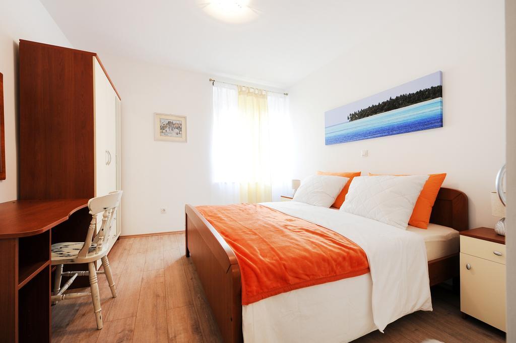 Little Cosy Apartment Zara Esterno foto